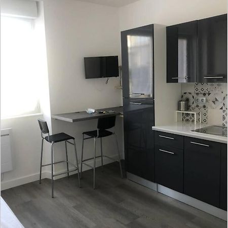 Апартаменты Yannadal/Studio Cosy Avec Vraie Cuisine A Recouvrance/ Proche Tram/Bus Et Proximite Avec L'Arsenal Брест Экстерьер фото